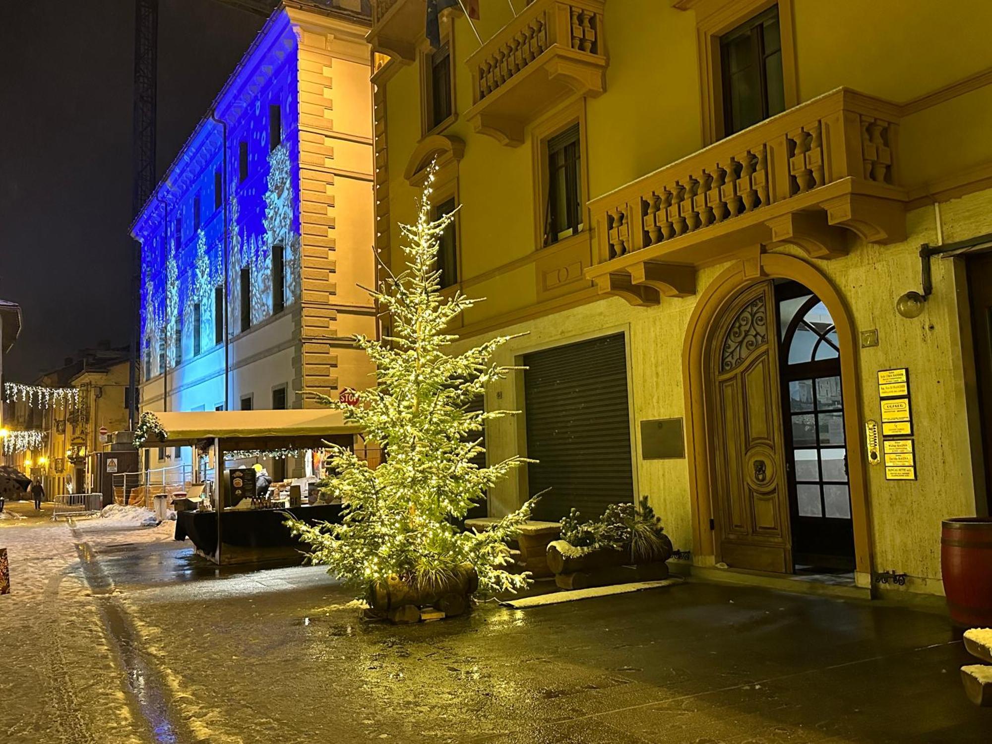Mansarda Del Sole, Nel Cuore Di Aosta Esterno foto