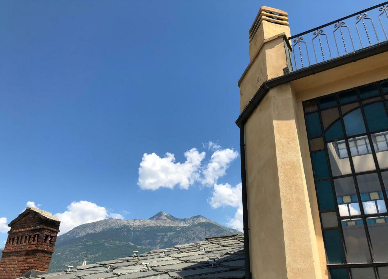 Mansarda Del Sole, Nel Cuore Di Aosta Esterno foto