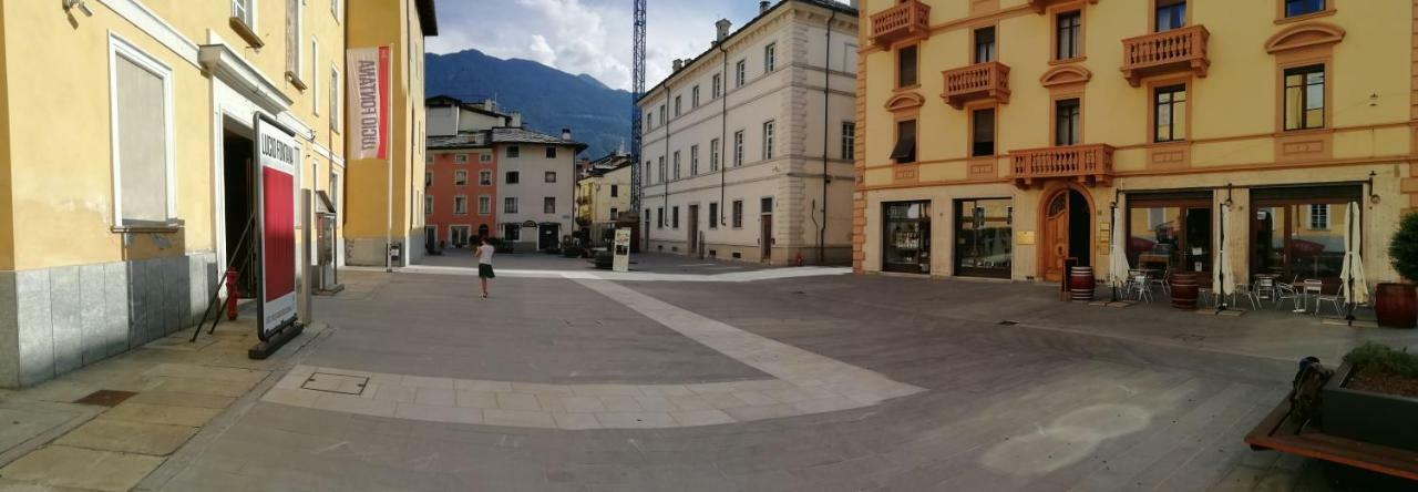 Mansarda Del Sole, Nel Cuore Di Aosta Esterno foto